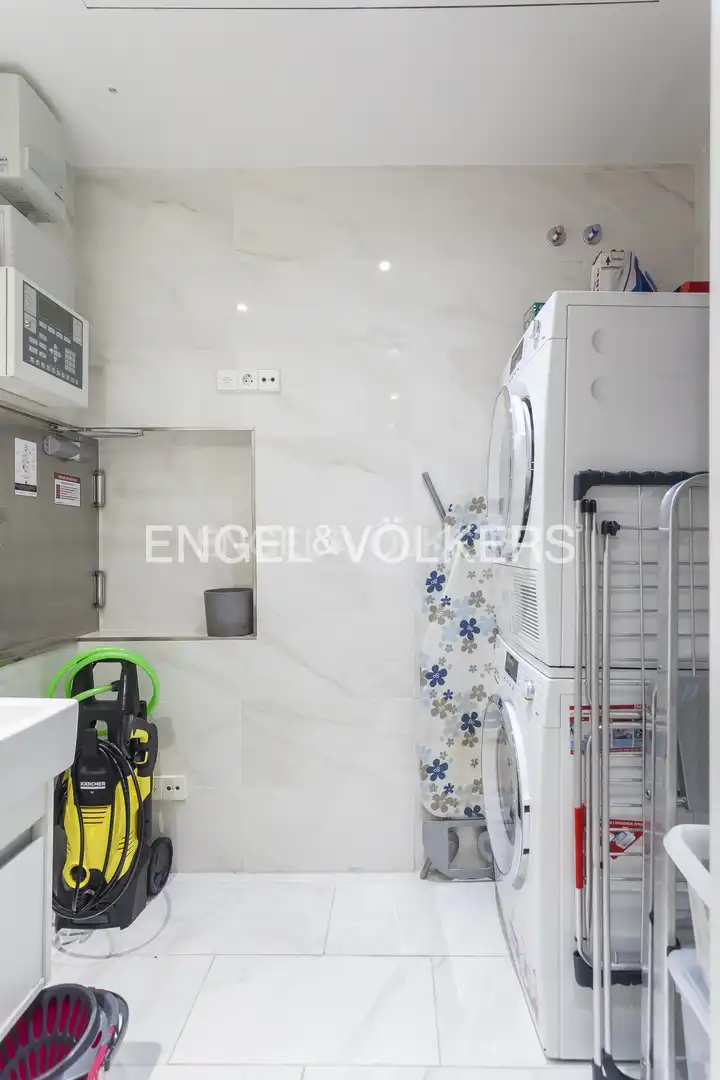 Küche von Wohnung zum Verkauf in Madrid mit Klimaanlage, Heizung und Parkett