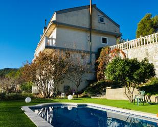 Piscina de Casa o xalet de lloguer en Corbera de Llobregat amb Aire condicionat, Piscina i Balcó