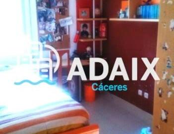 Foto 5 de Pis en venda a Calle Julian Perate Barroeta, Mejostilla, Cáceres Capital