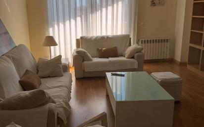 Living room of Flat to rent in Castellón de la Plana / Castelló de la Plana  with Air Conditioner, Heating and Parquet flooring