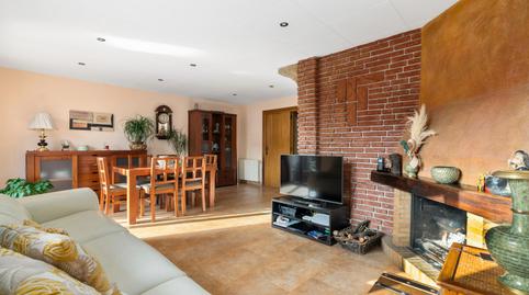 Foto 2 de Casa adosada en venda a Sant Celoni, Barcelona