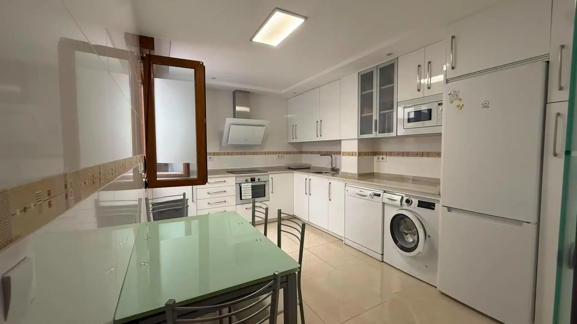 Kitchen of Flat for rent in Santander