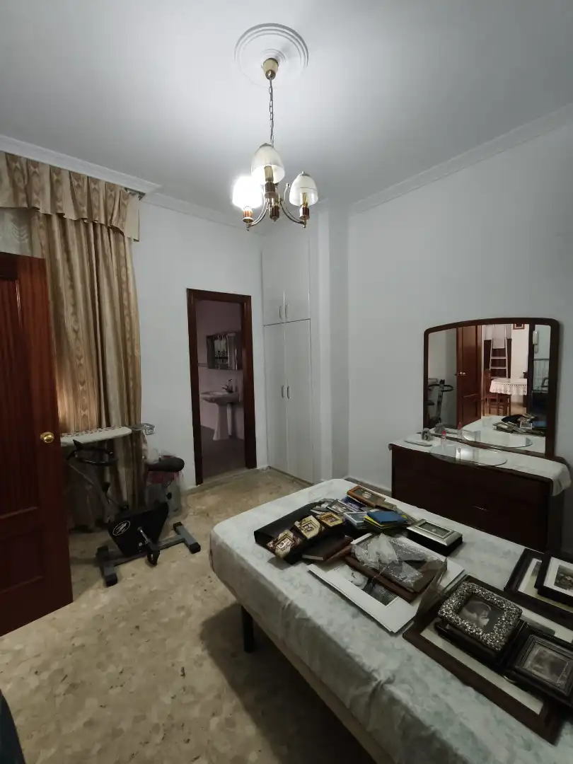 Habitación de Casa o chalet en venta en Sevilla con Terraza, Trastero y Amueblado