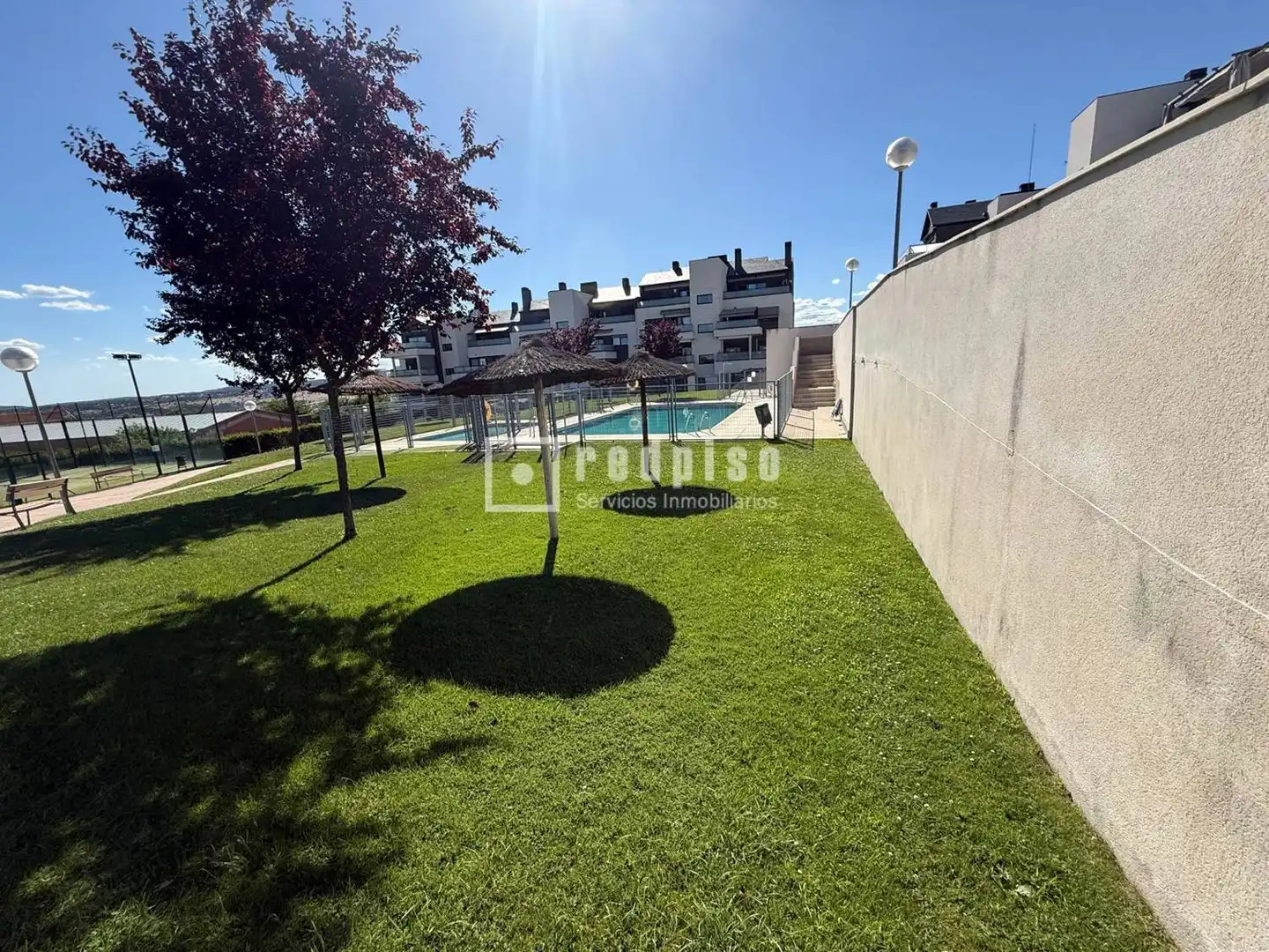 Vista exterior de Piso en venta en Colmenar Viejo con Aire acondicionado, Calefacción y Jardín privado