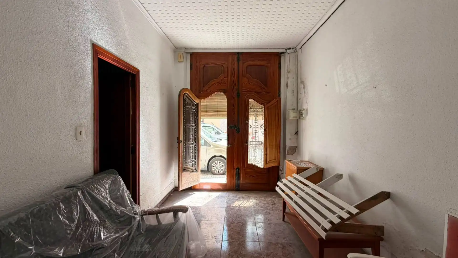 Houses for sale in Alberic  with Heating, Private garden and Storage room