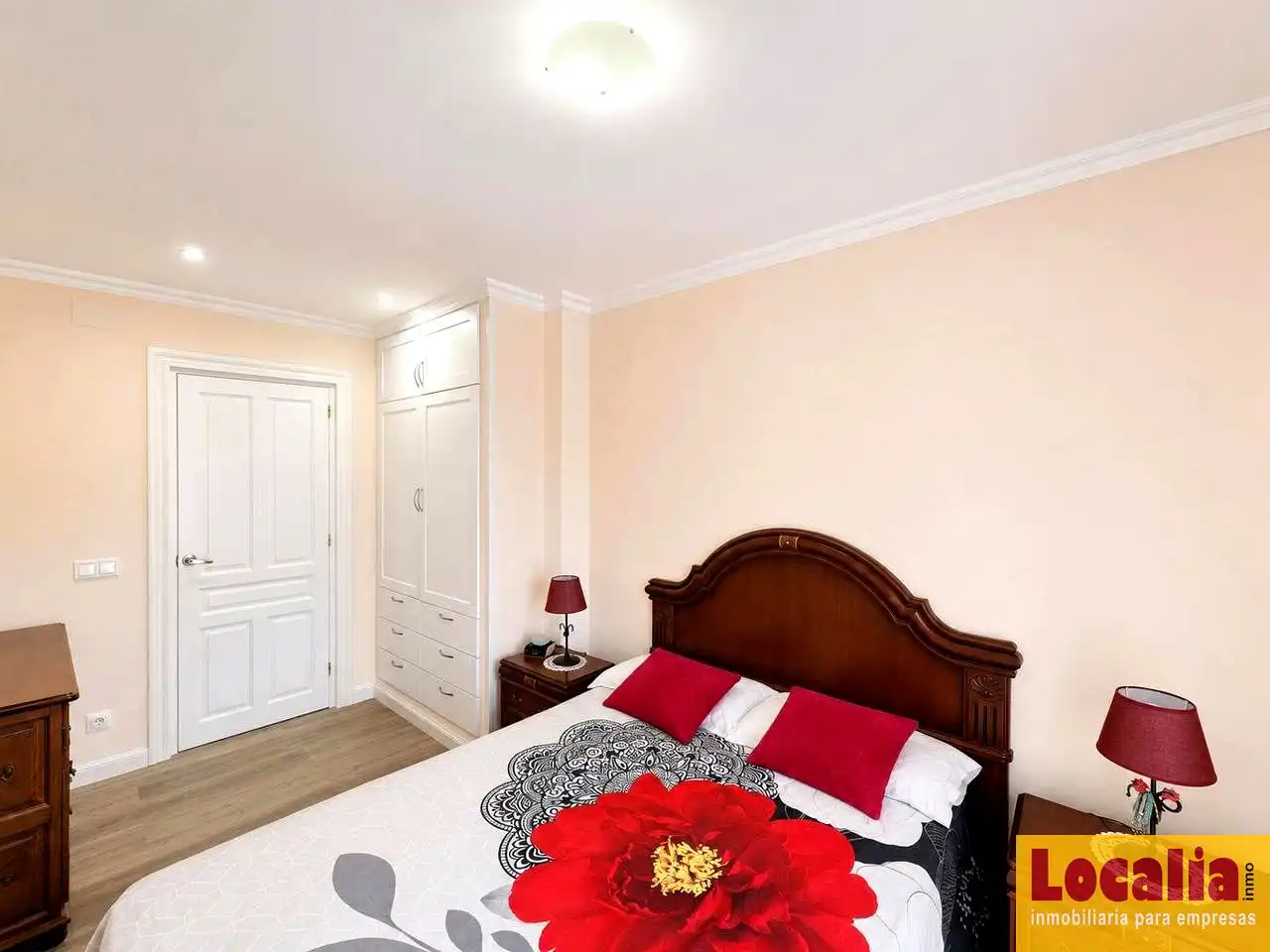 Habitación de Casa o chalet en venta en Miengo con Jardín privado, Terraza y Amueblado