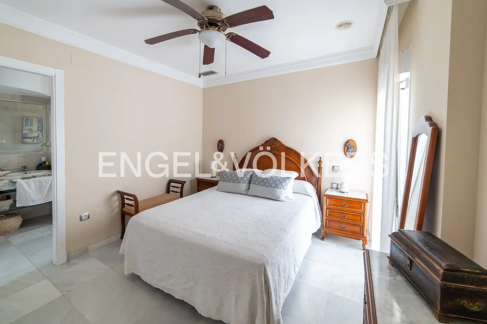 Bedroom of Country homes for sale in San Fernando  with Heating, Private garden and Swimming Pool