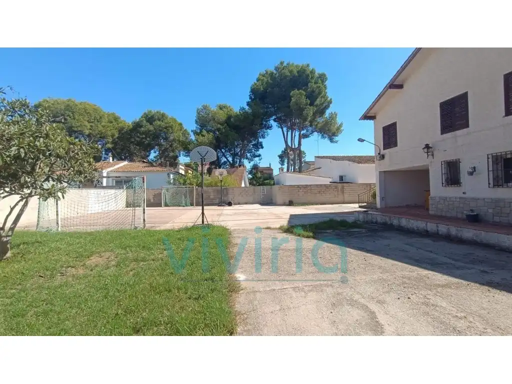 Houses for sale in La Cañada