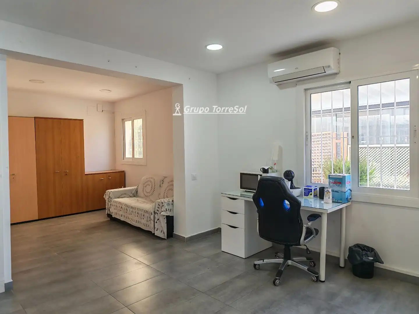 Oficina de alquiler en Cubelles con Aire acondicionado, Calefacción y Terraza
