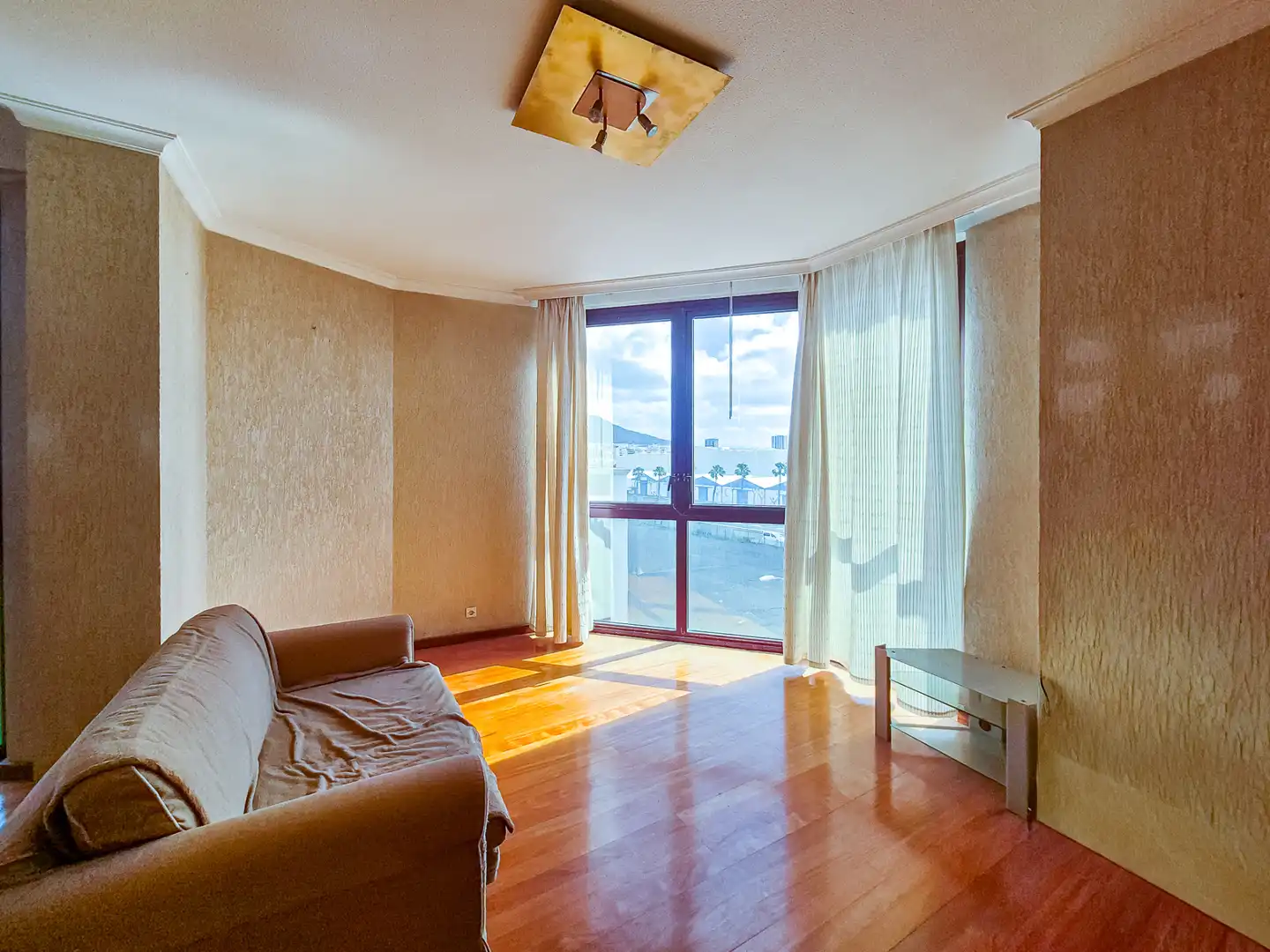 Sala de estar de Piso en venta en Las Palmas de Gran Canaria con Trastero