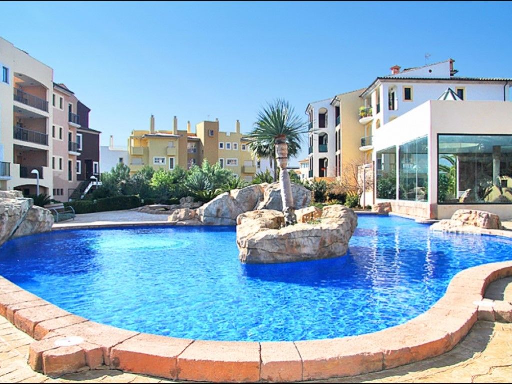 Swimming pool of Apartment to rent in Calvià  with Air Conditioner, Terrace and Swimming Pool