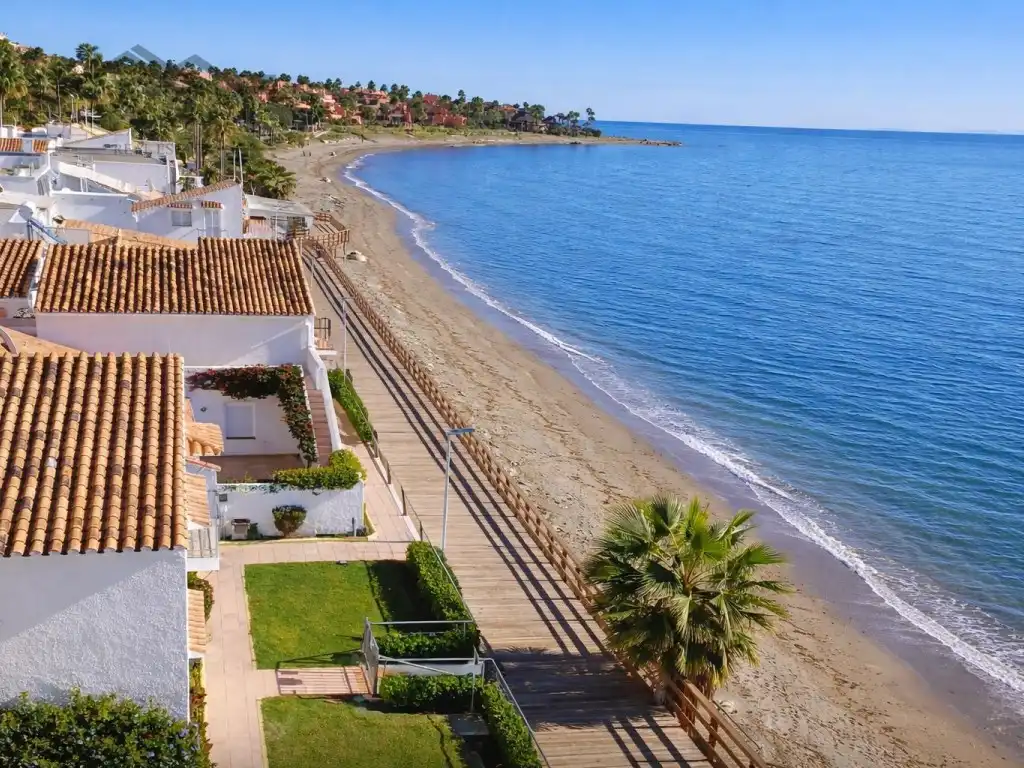 Study for sale in Avenida Pirata Del, Guadalmansa