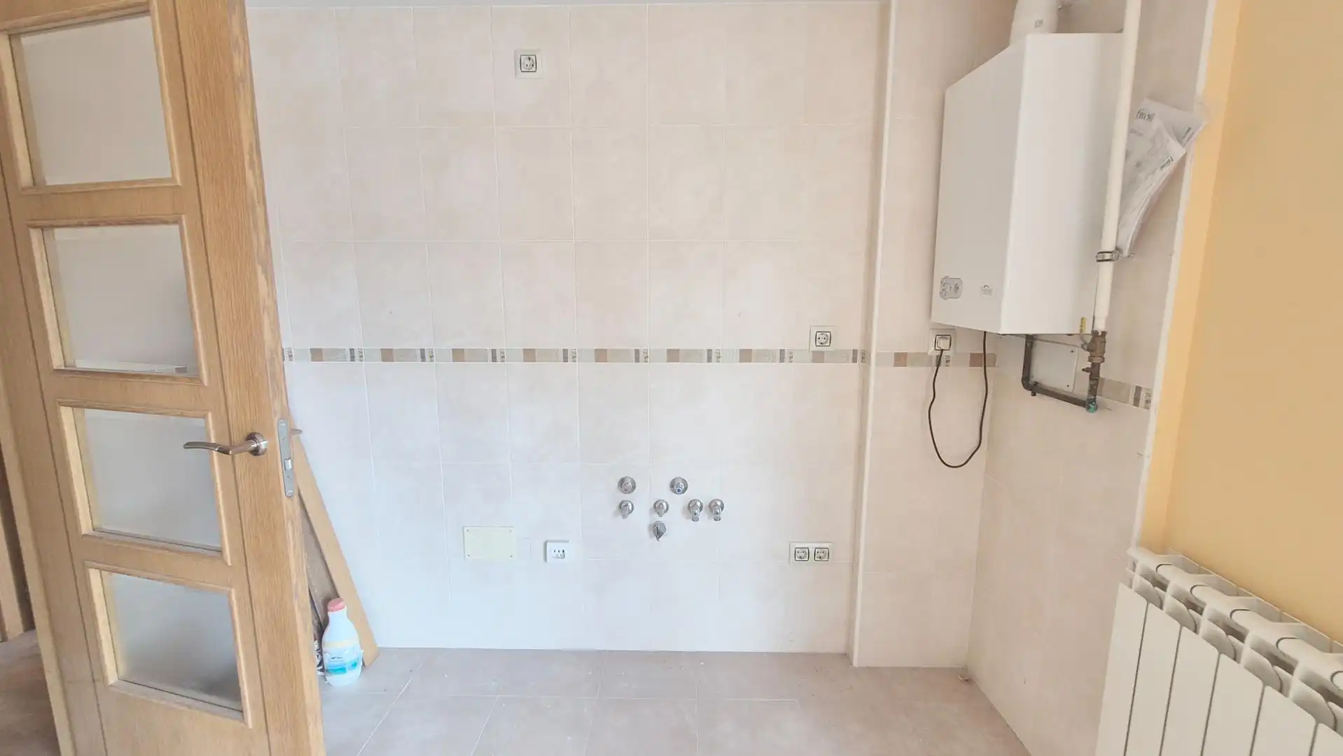 Badezimmer von Wohnungen zum Verkauf in San Cristóbal de la Cuesta mit Heizung