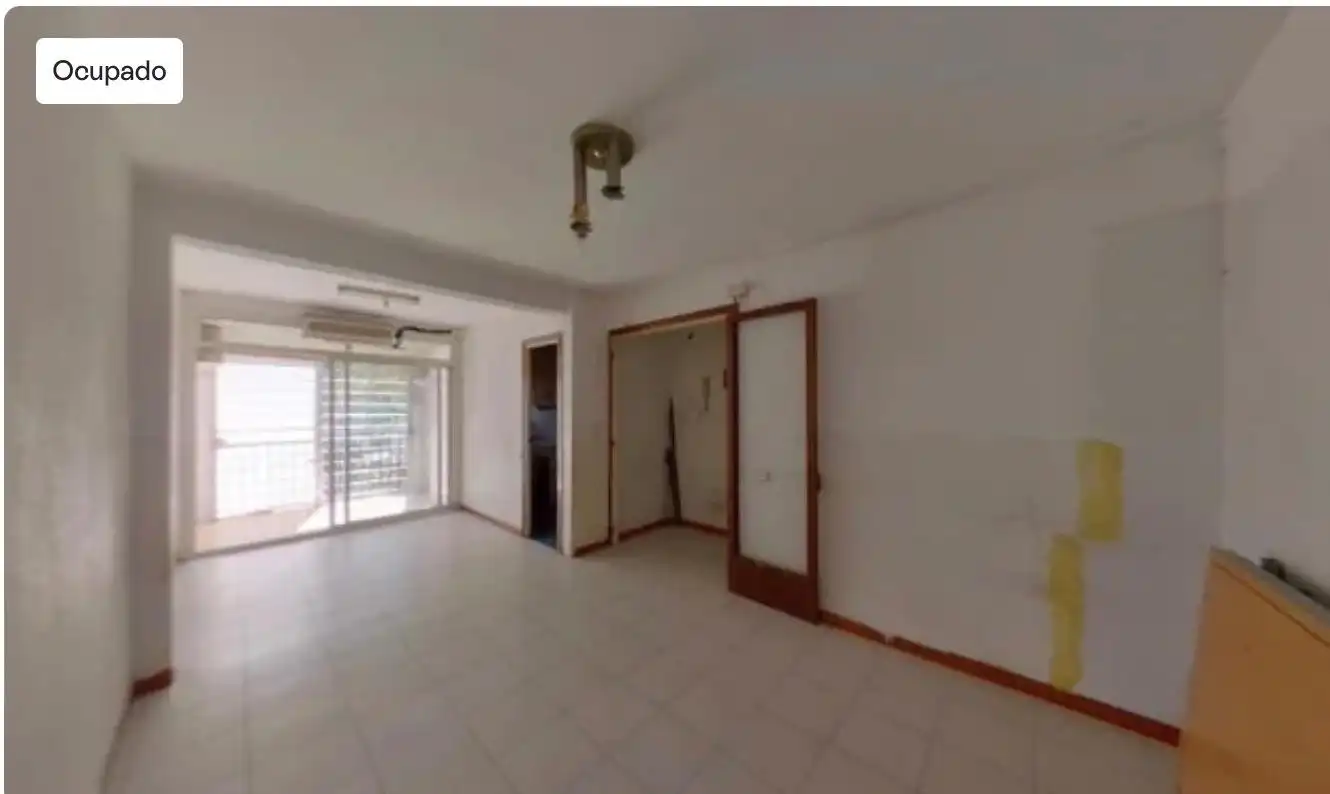 Apartamento en venta en Badalona con Balcón