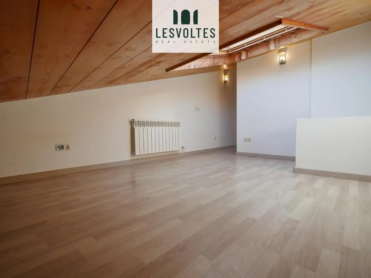 Living room of Flat for sale in Palafrugell  with Heating, Parquet flooring and Terrace