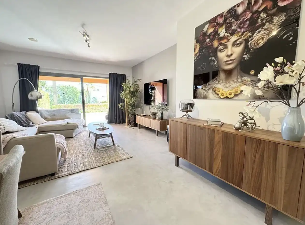 Ground floor for sale in Benahavís, Málaga