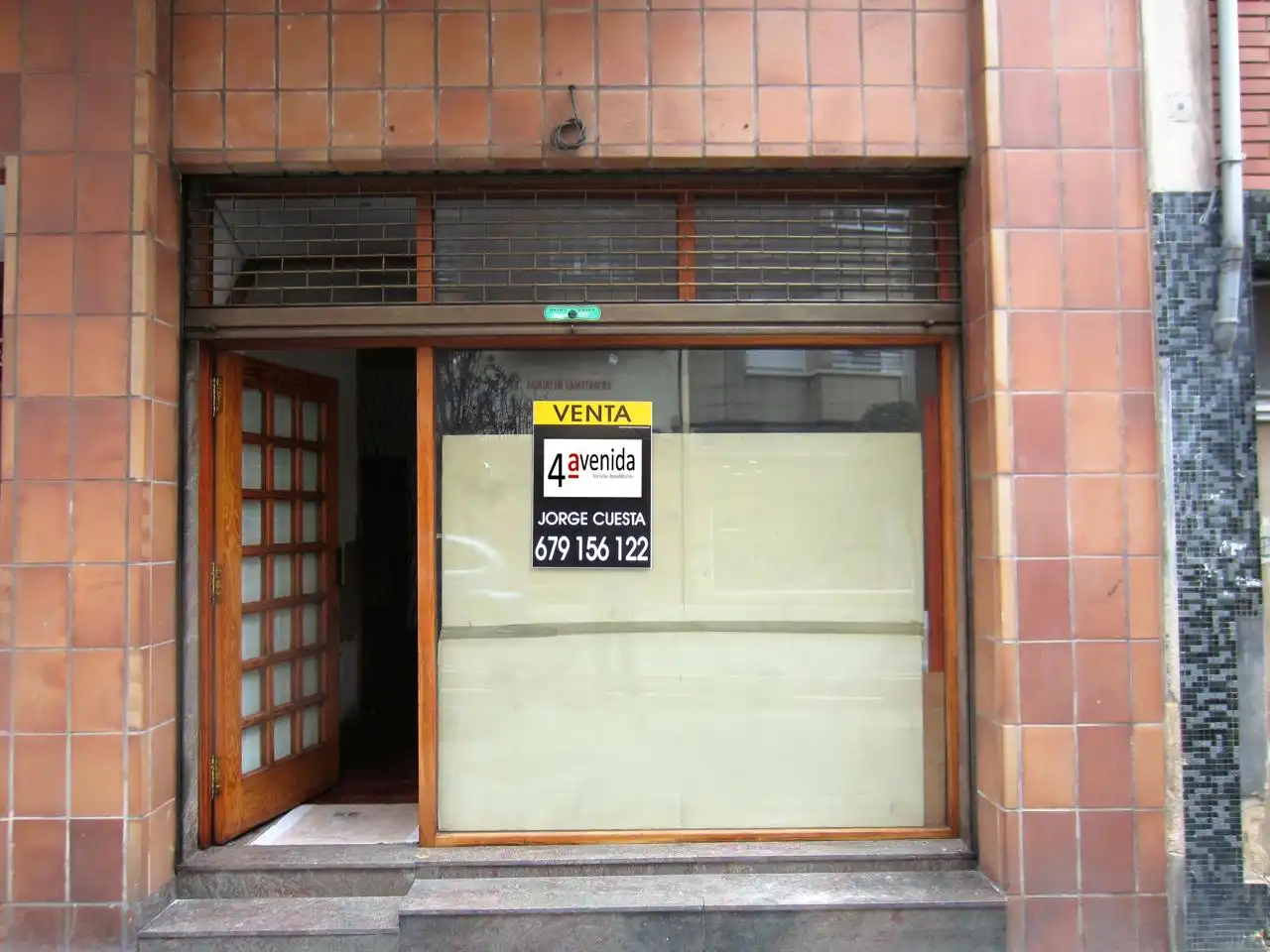 Commercial properties for sale in Magnus Blikstad, 78, El Polígono