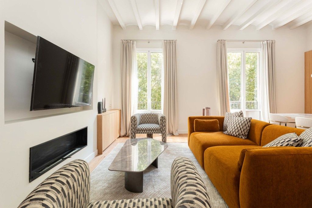 Living room of Apartment for sale in  Barcelona Capital  with Air Conditioner, Heating and Parquet flooring