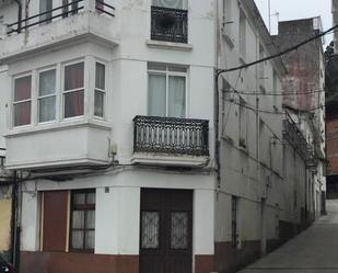 Vista exterior de Casa o xalet en venda en Pontedeume amb Terrassa i Balcó