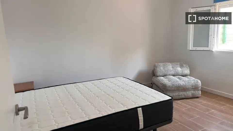 Habitación de Piso de alquiler en Oliva Playa