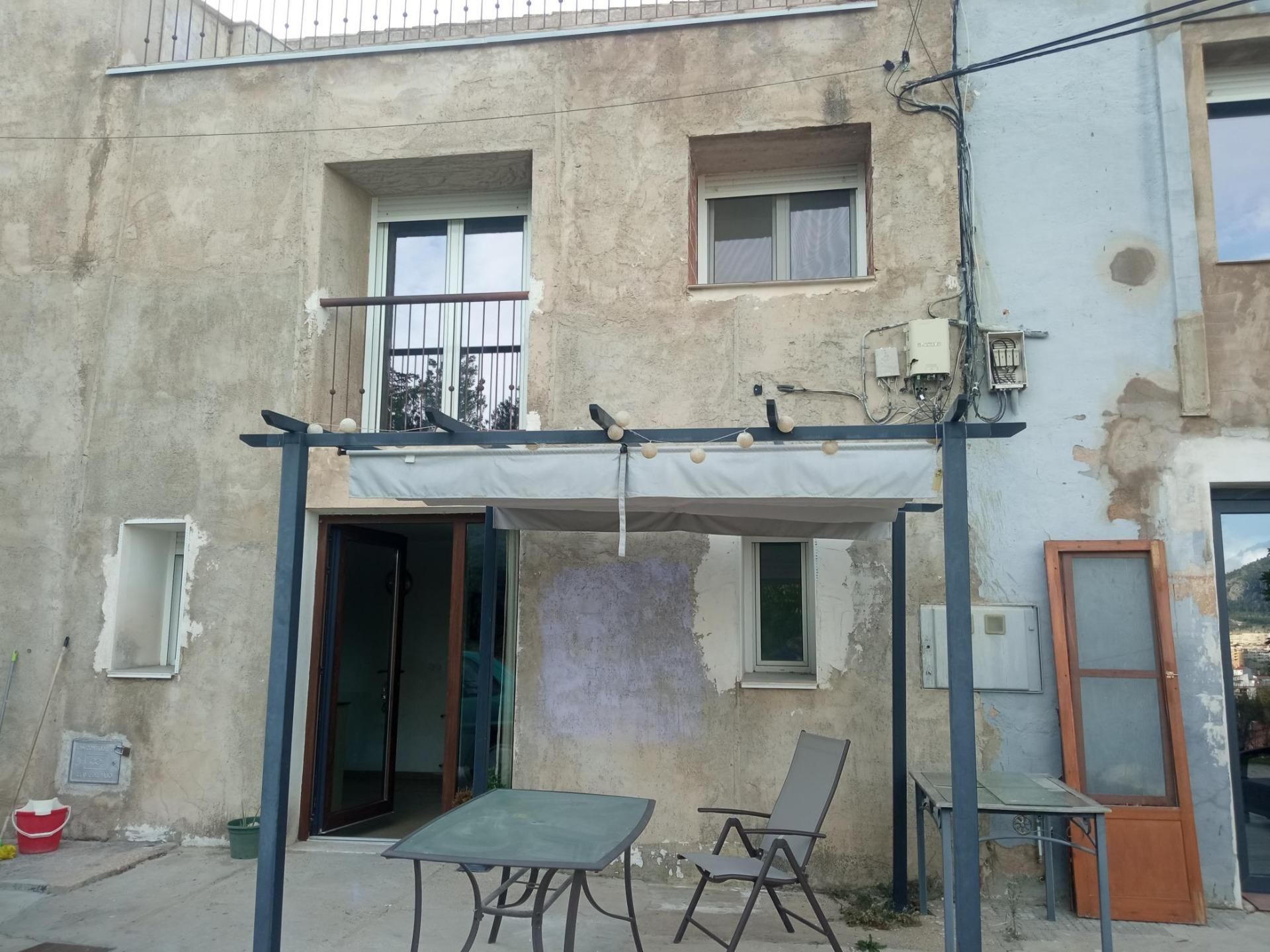 Vista exterior de Casa o xalet en venda en Alcoy / Alcoi amb Jardí privat