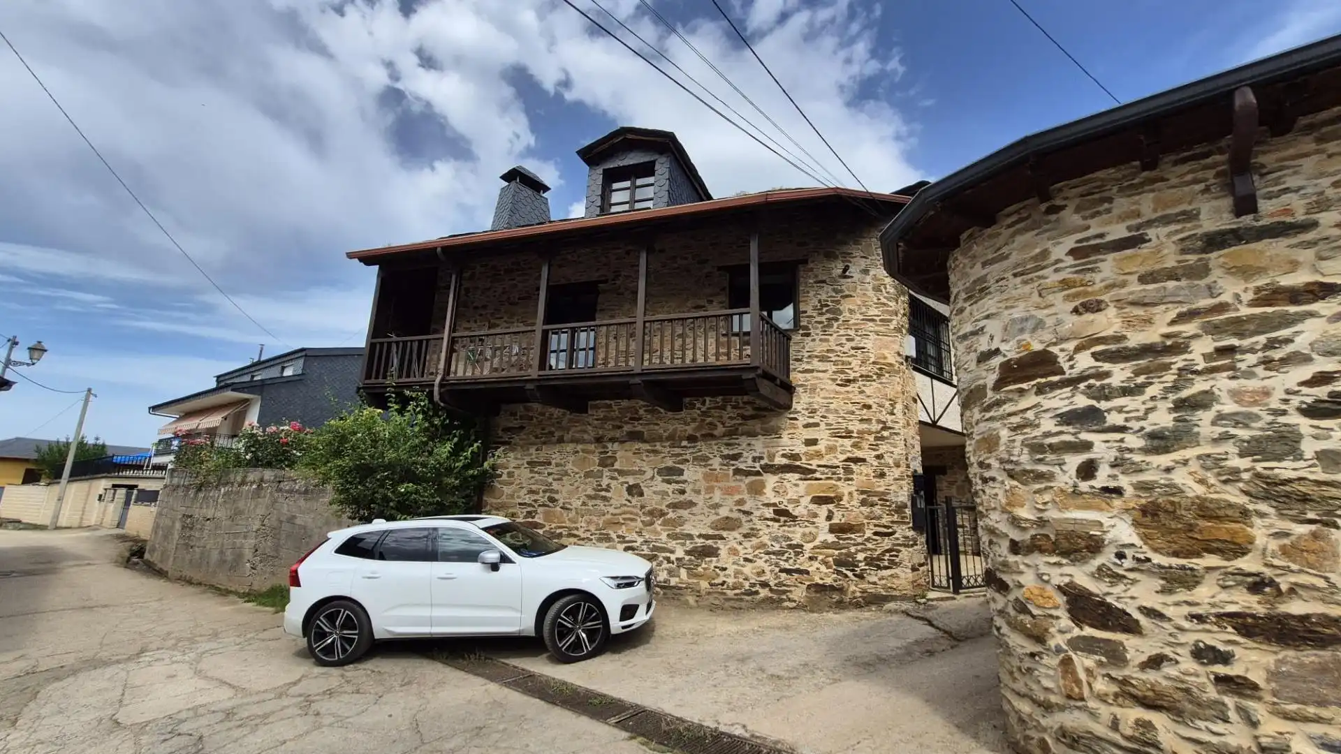 Vista exterior de Casa o chalet en venta en Ponferrada con Terraza