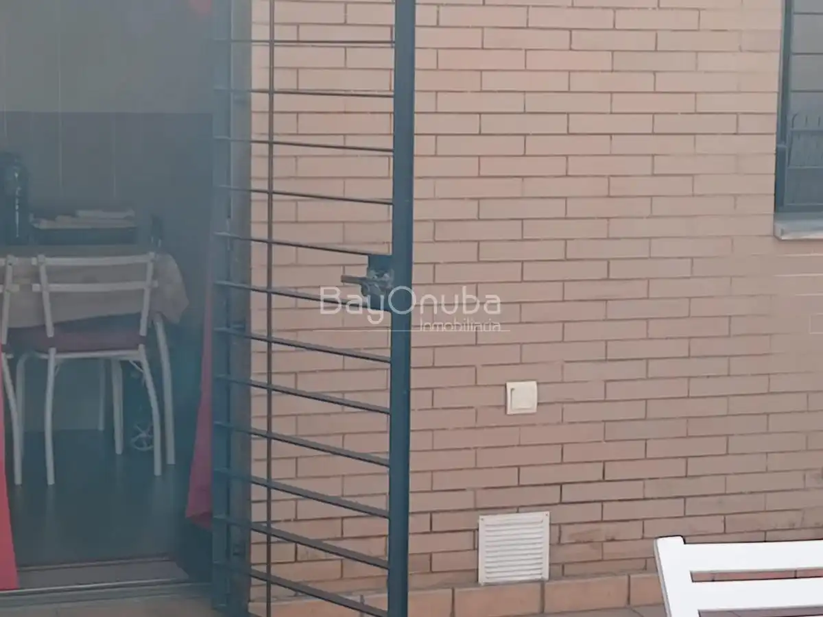 Parking de Casa adosada en venta en Huelva con Trastero y Piscina