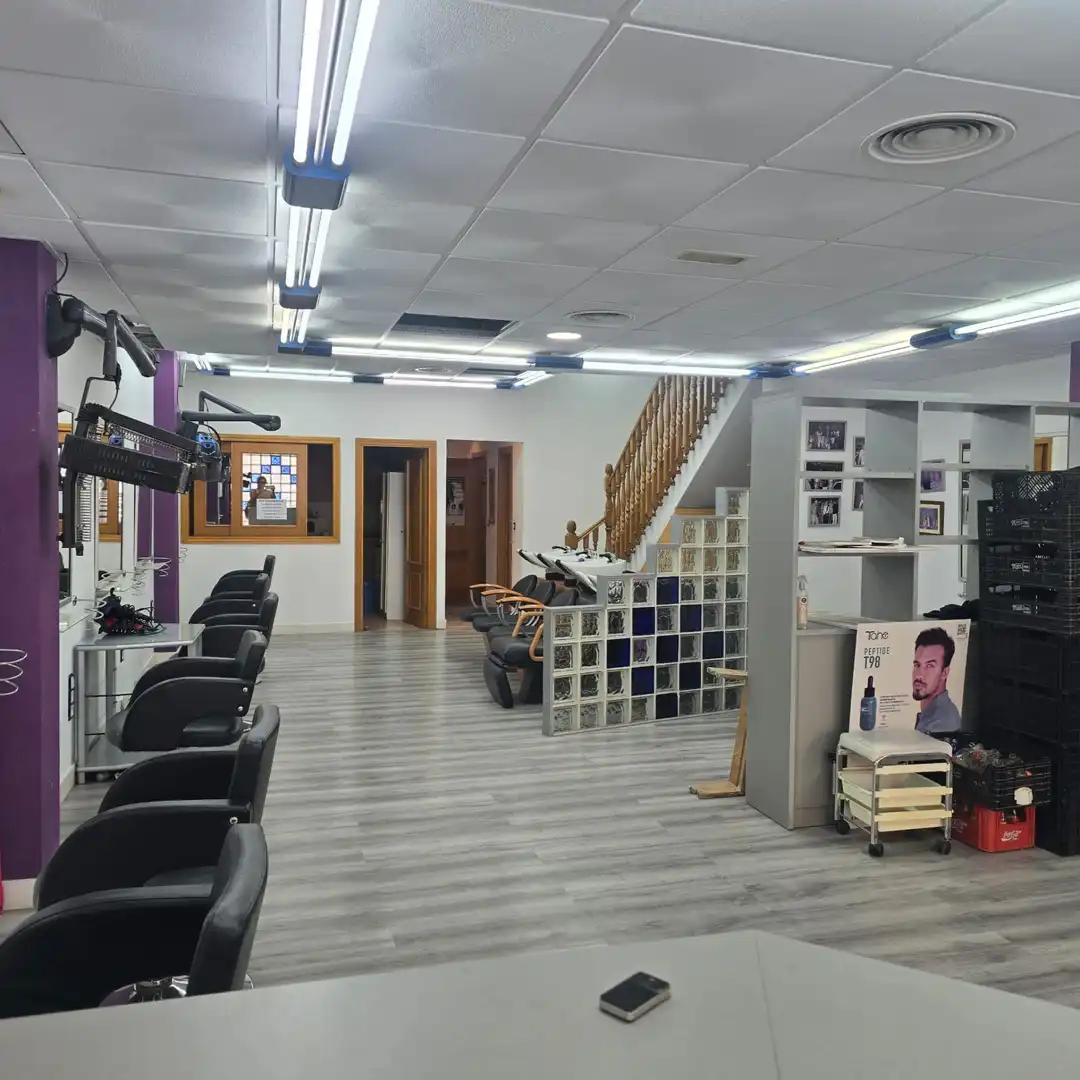 Local comercial en traspaso en del pintor javier soler, imagen 3