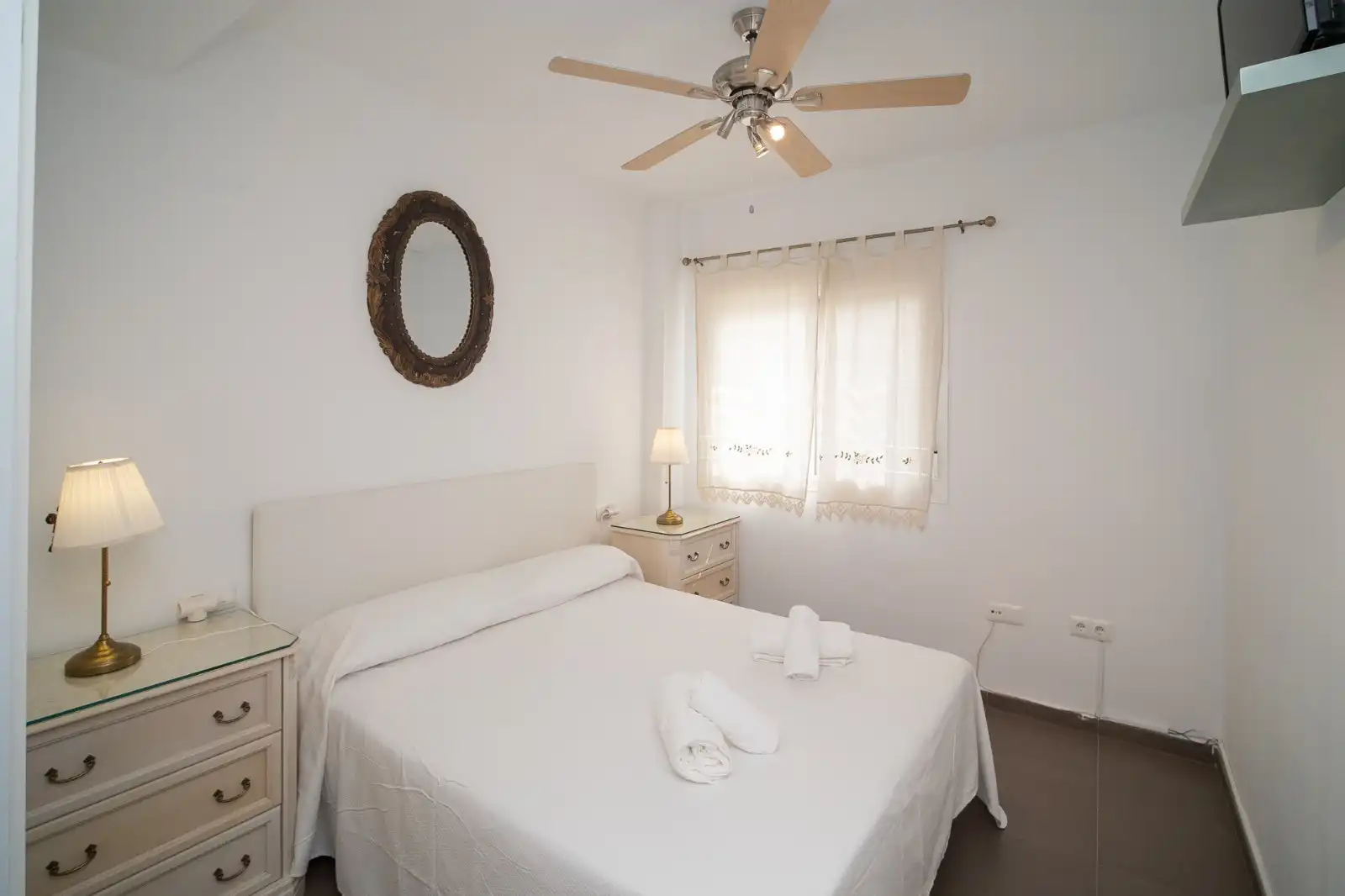Habitación de Apartamento de alquiler en Sanlúcar de Barrameda con Terraza, Amueblado y Horno
