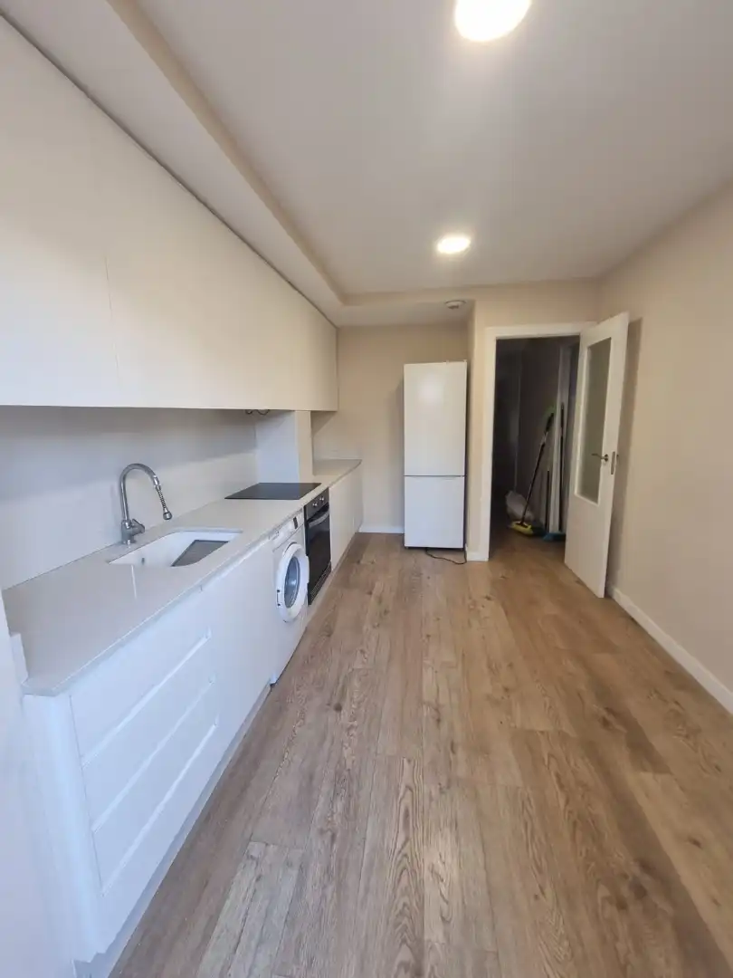Küche von Wohnung zur Miete in Silla mit Klimaanlage, Parkett und Terrasse