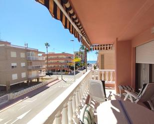 Dormitori de Apartament de lloguer en Santa Pola amb Aire condicionat i Balcó