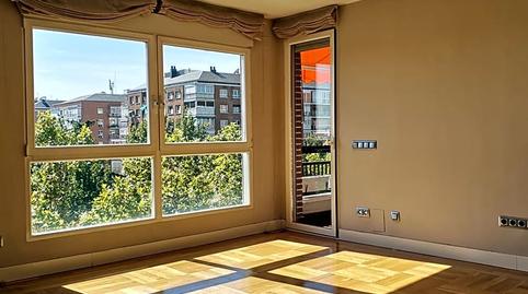 Photo 3 of Flat to rent in Hispanoamérica - Bernabéu, Madrid