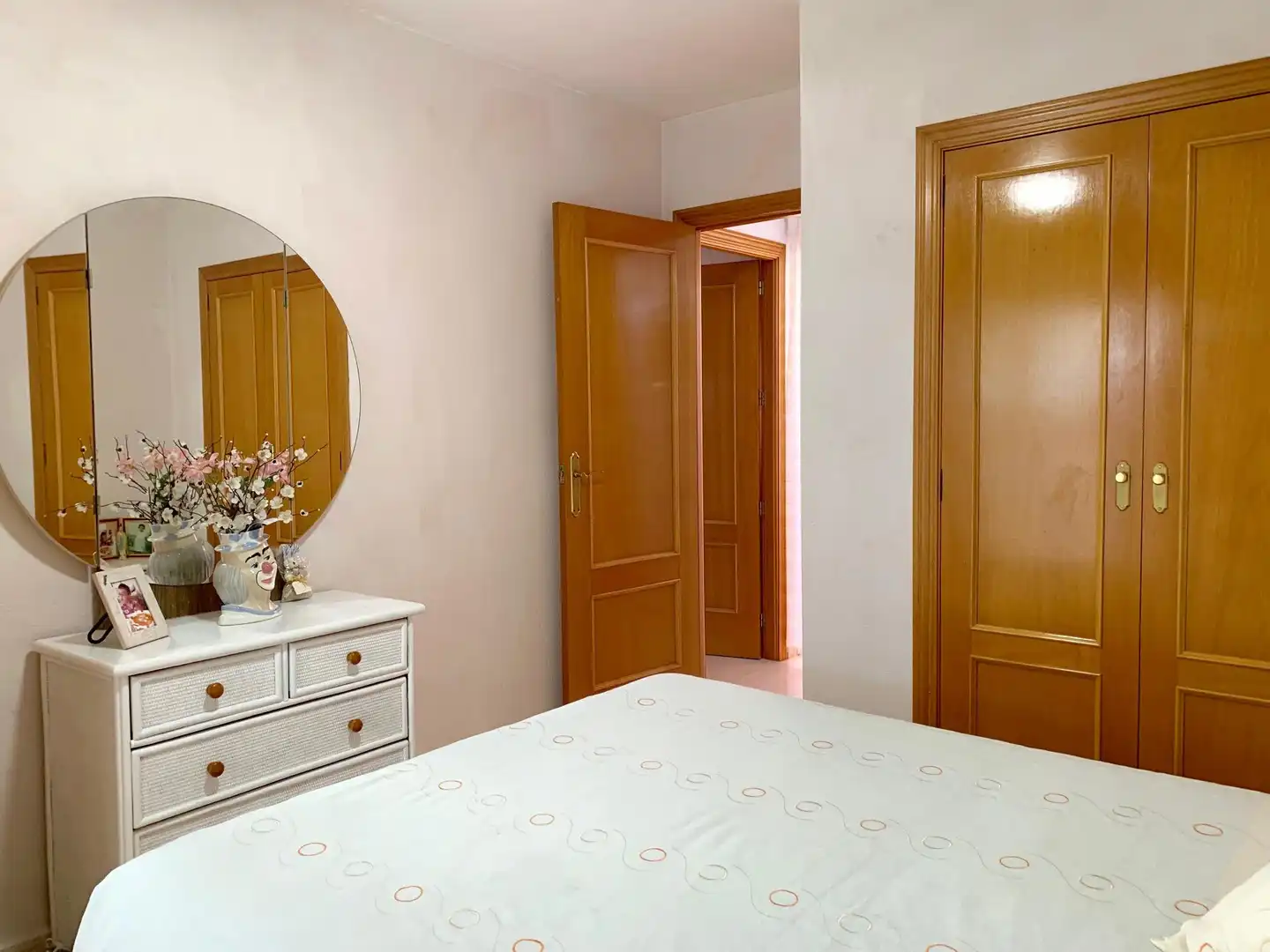 Schlafzimmer von Dachboden zum Verkauf in Benidorm mit Klimaanlage, Heizung und Terrasse