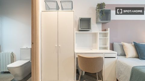 Foto 5 de Habitació a Sants-Badal, Barcelona Capital