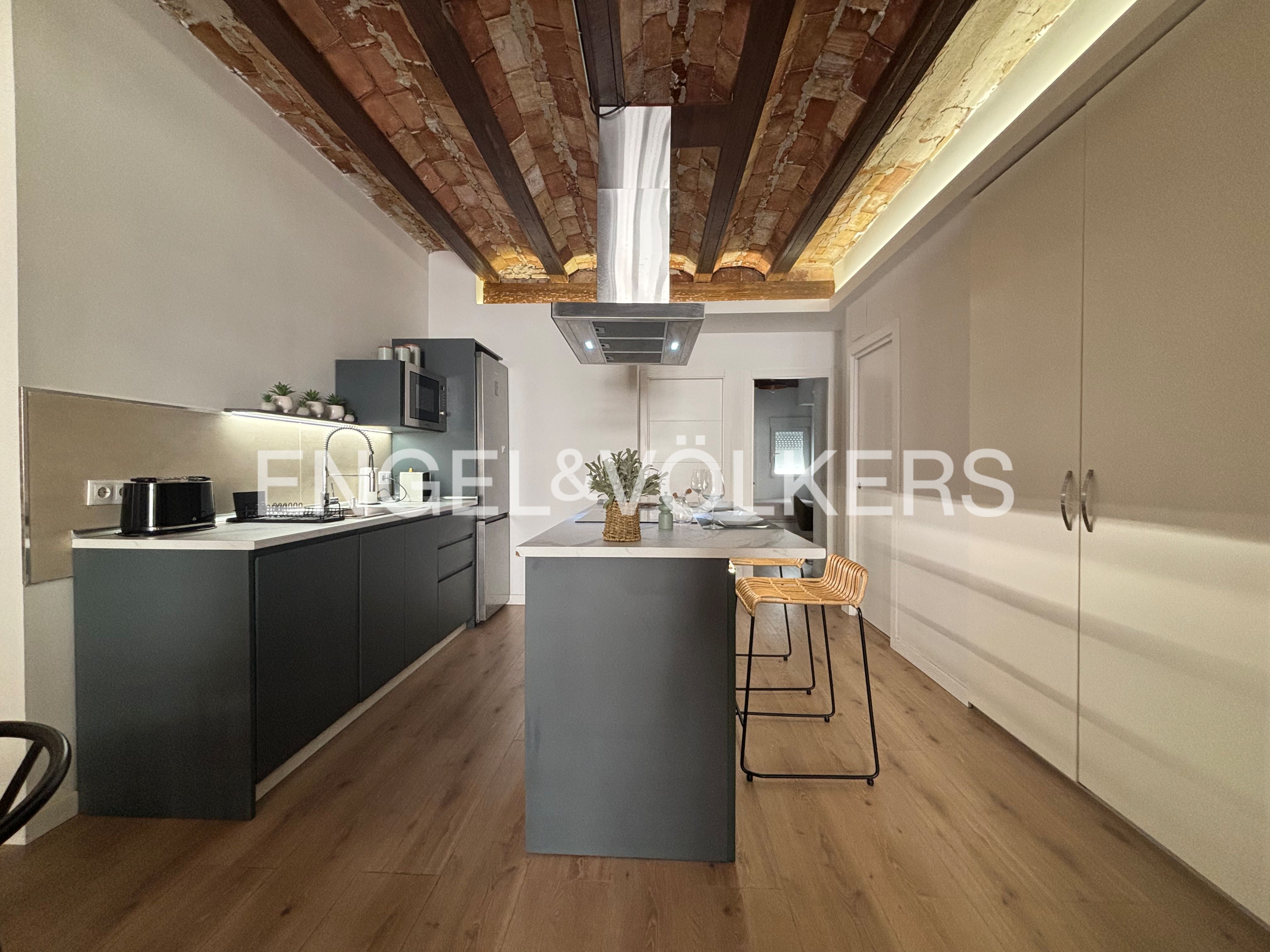 Kitchen of Flat to rent in  Valencia Capital  with Air Conditioner, Heating and Parquet flooring