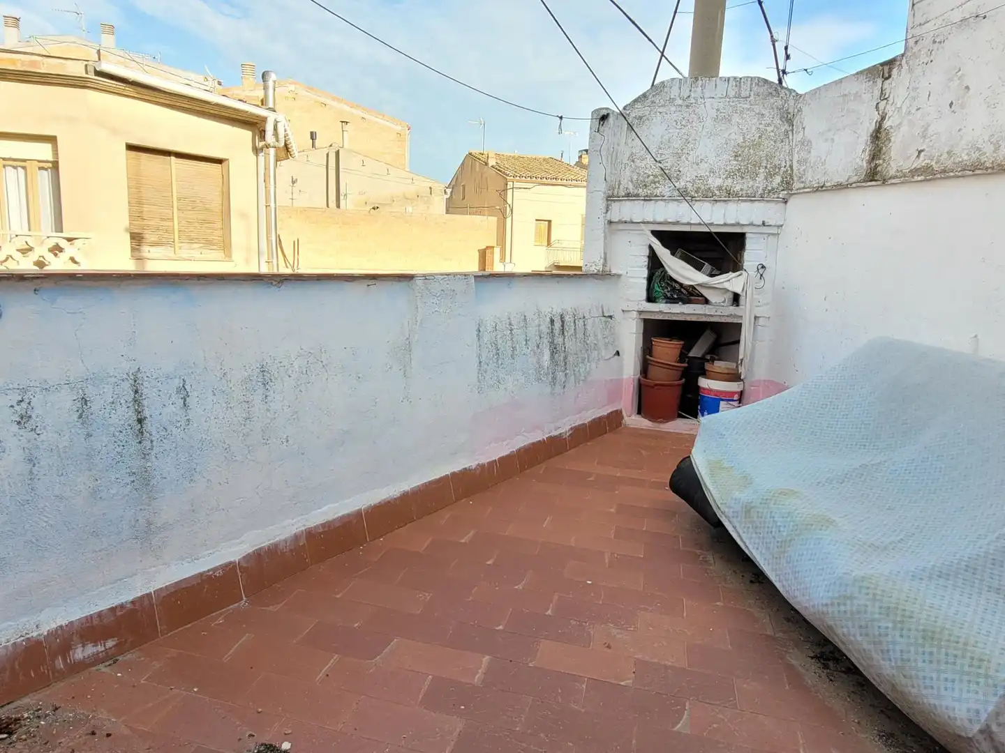 Terrassa de Casa adosada en venda en Bellvís