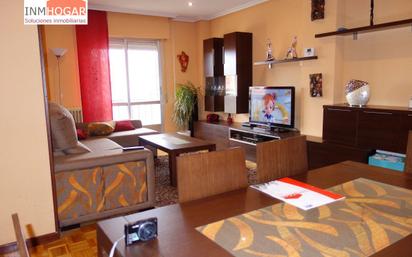 Living room of Flat for sale in Ávila Capital  with Terrace and Balcony