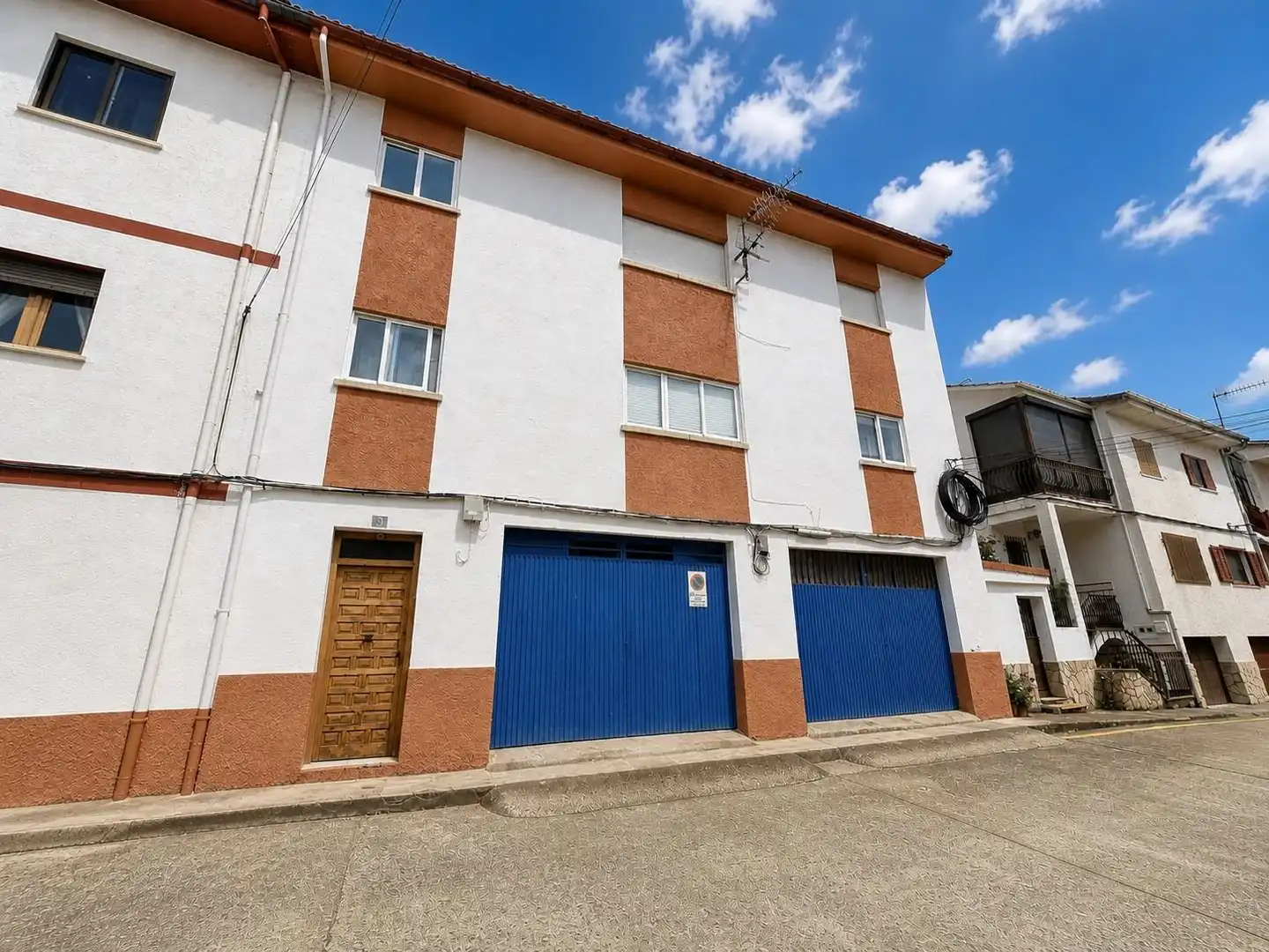 Vista exterior de Piso en venta en Hervás con Terraza y Balcón