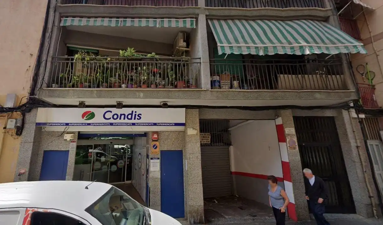 Pis en venda a Calle DOCTOR TORRAS I BAGES, 15, Santa Rosa