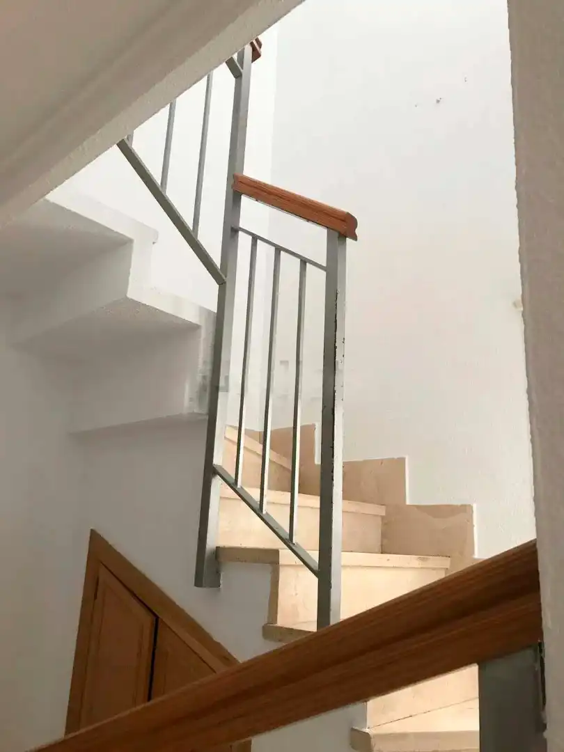 Maisonette zum Verkauf in Albacete mit Klimaanlage, Heizung und Abstellraum