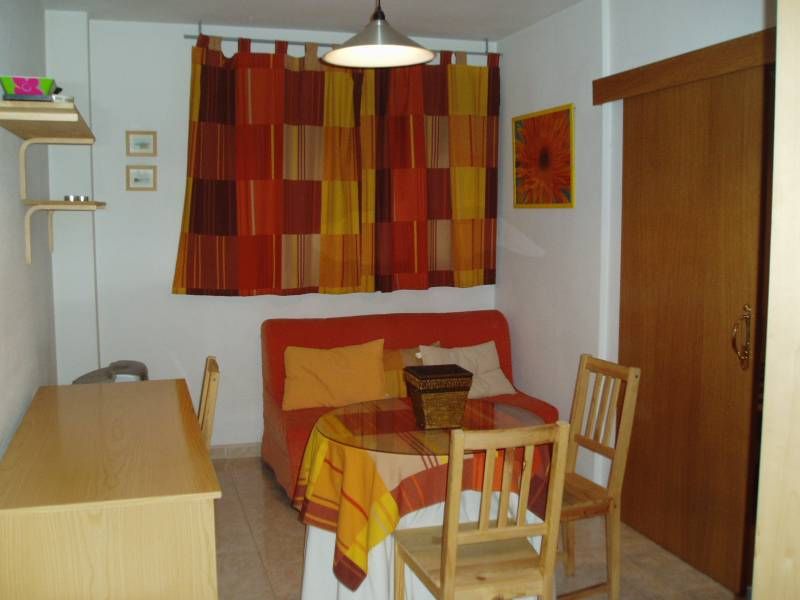 Dormitori de Apartament de lloguer en  Murcia Capital amb Aire condicionat i Calefacció