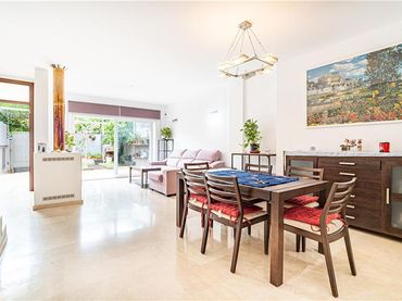 Maison mitoyenne avec jardin à vendre à Ponent
