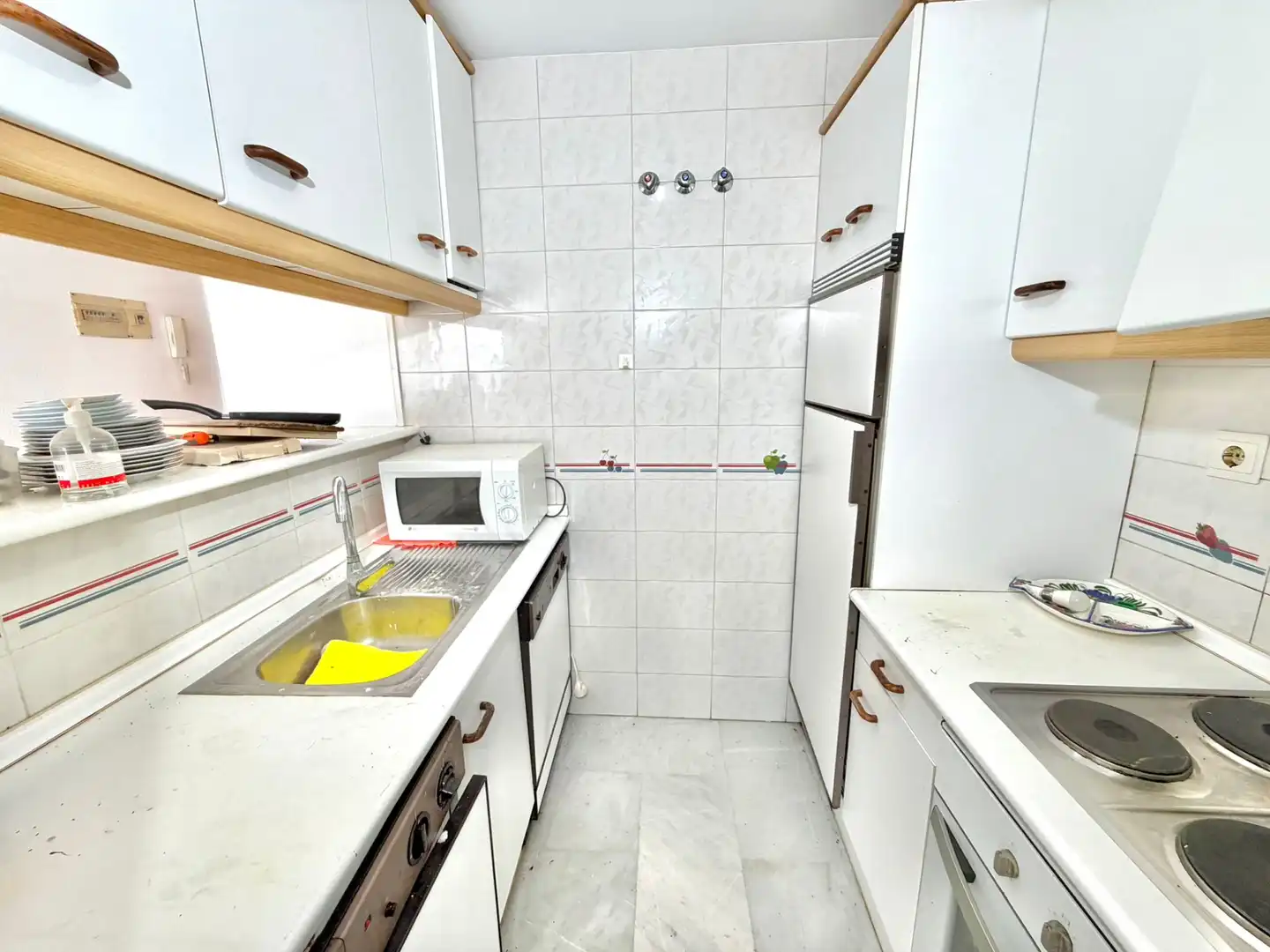 Kitchen of Flat for sale in Benalmádena  with Community pool