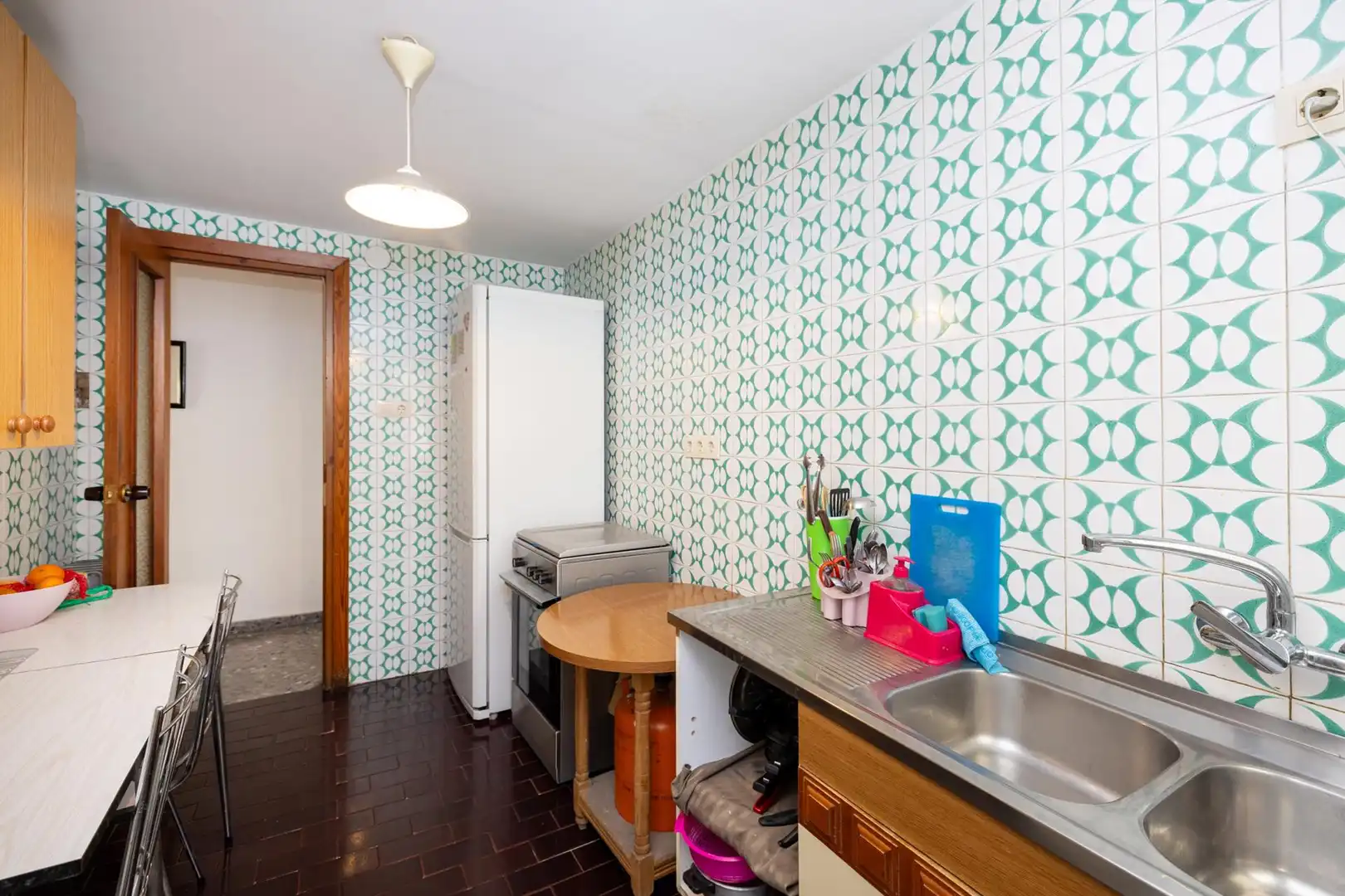 Cuina de Apartament en venda en Granada