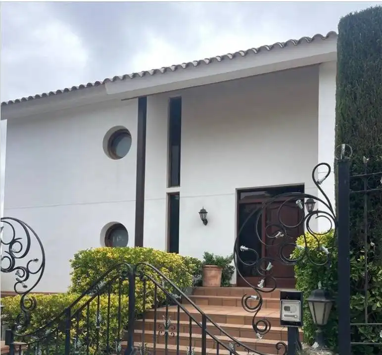Villa avec piscine à vendre à Calle LLUIS BONET I GARI