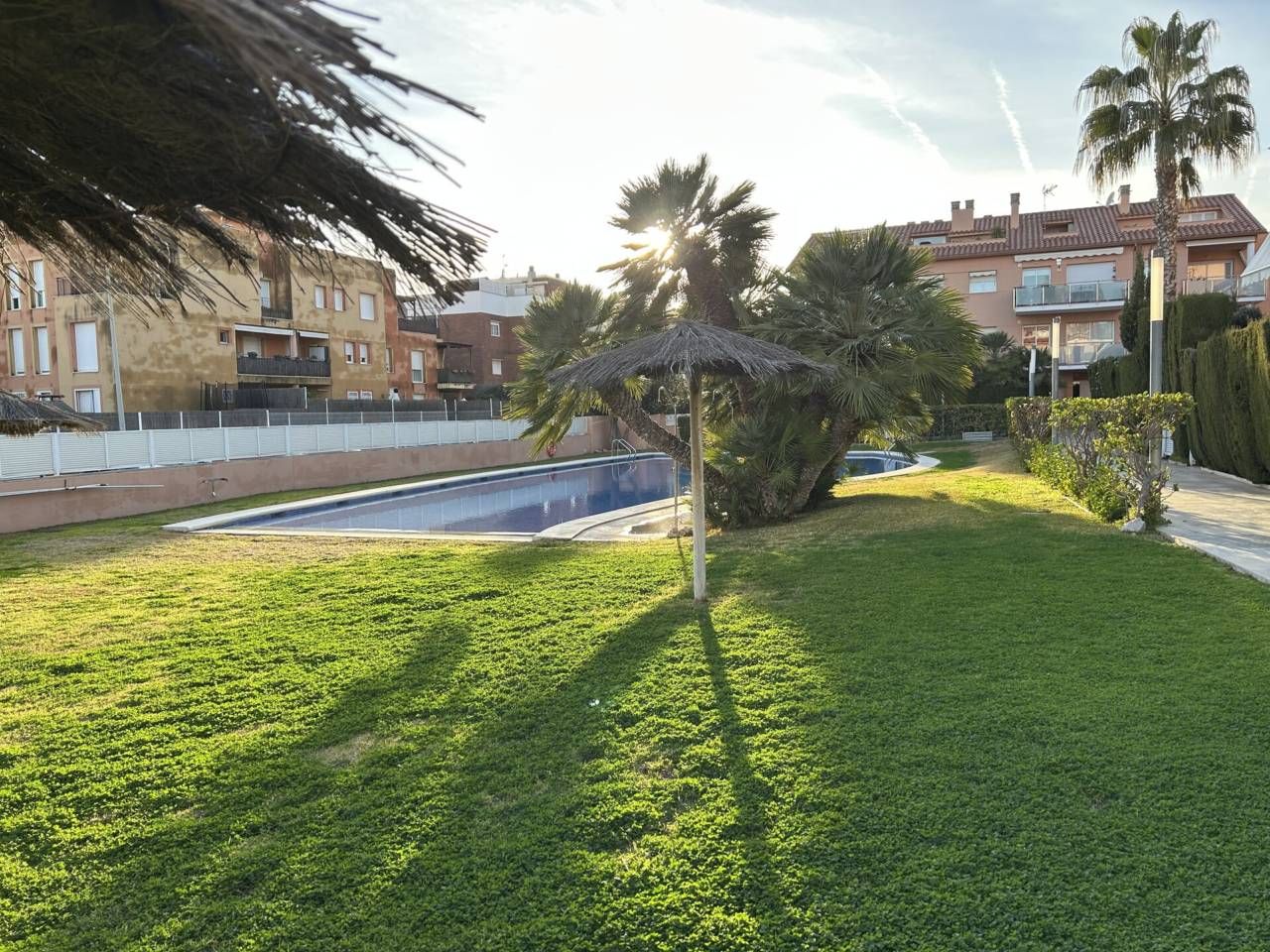 Piscina de Pis en venda en Cubelles amb Traster i Piscina comunitària