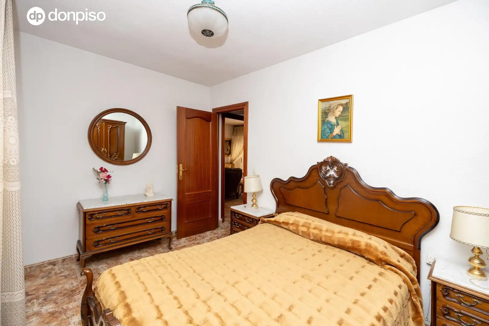Habitación de Piso en venta en Granada con Terraza y Amueblado