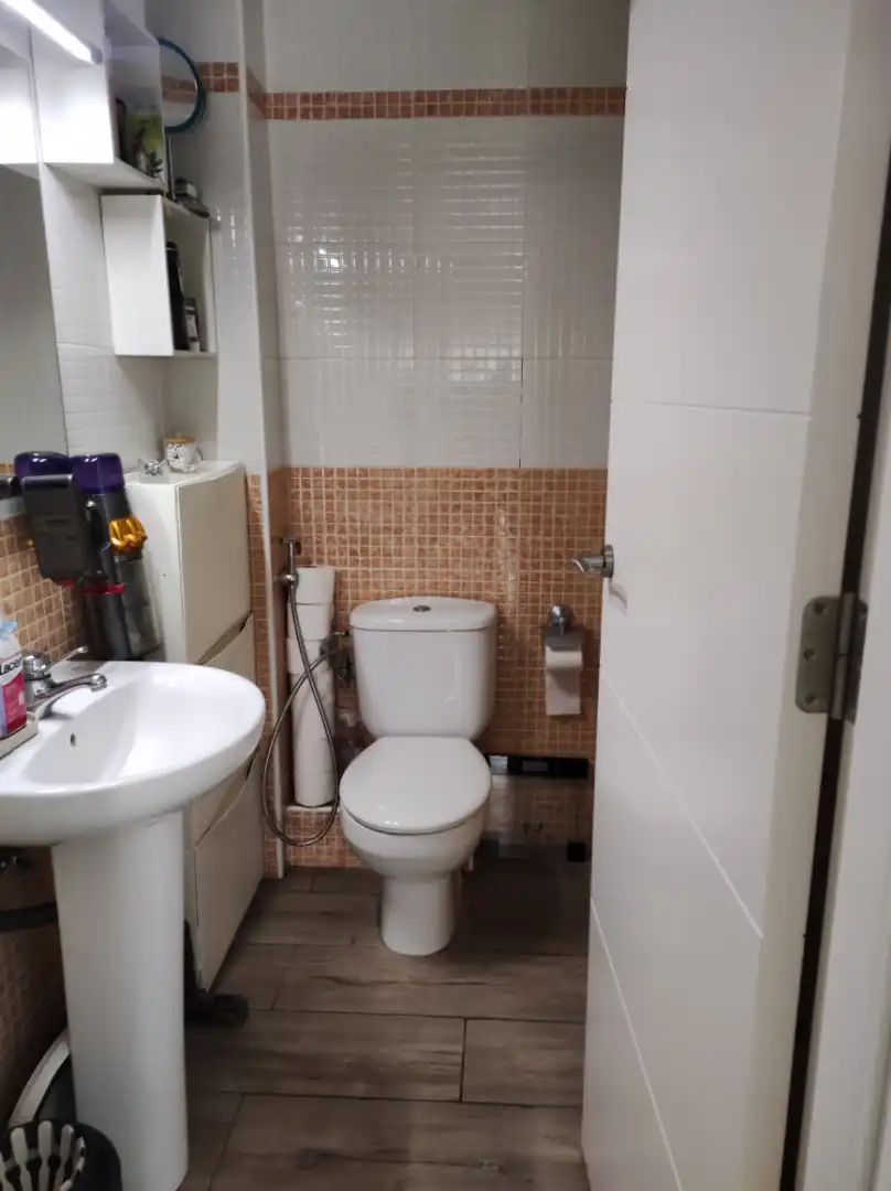 Baño de Casa adosada en venta en Mollet del Vallès con Aire acondicionado, Calefacción y Trastero
