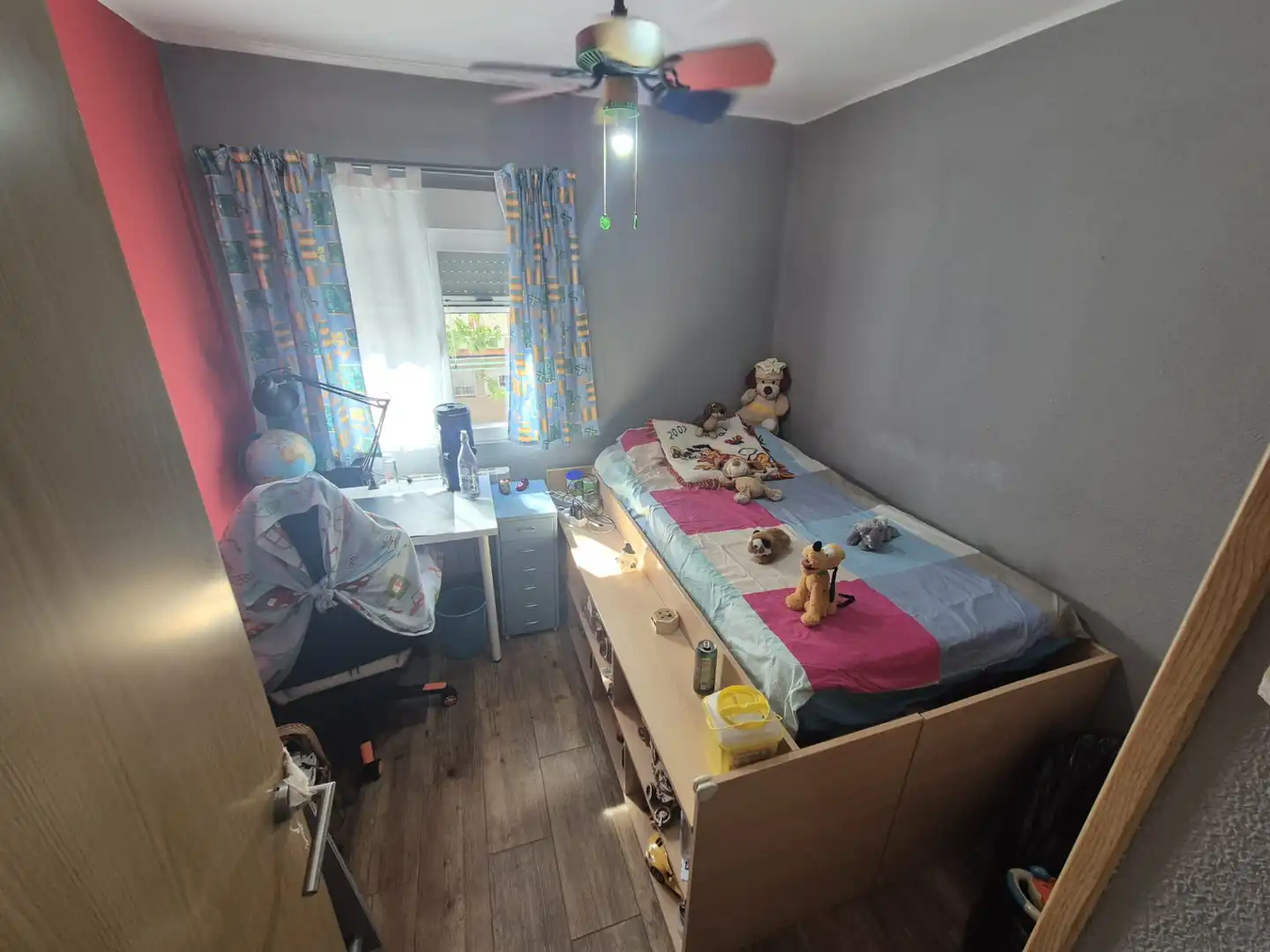 Bedroom of Flat for sale in Madrid