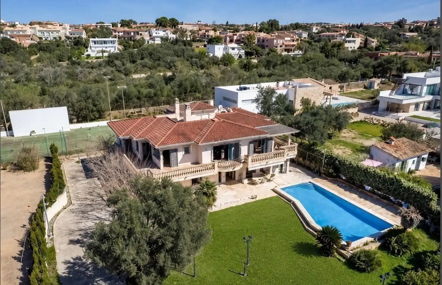Villa con terrazza in vendita a Sa Cabaneta